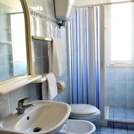 Pensjonat In Guest - New Cirene Quadruple 4 People With Breakfast Rimini