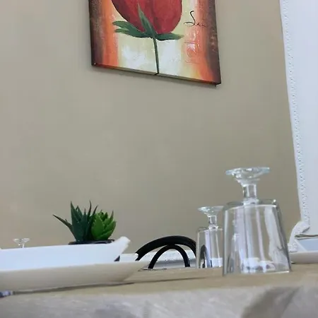 Vendégház In Guest - New Cirene Quadruple 4 People With Breakfast *